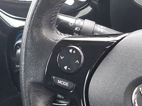 Used Toyota AYGO 2016 for sale - 76213150: Photo 10