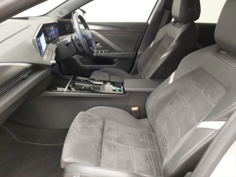 Used Vauxhall Astra 2024 for sale - 76983020: Photo 5