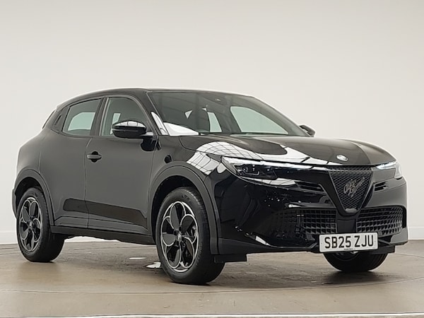 Used Alfa Romeo Junior 2025 for sale - 76195575: Photo 1