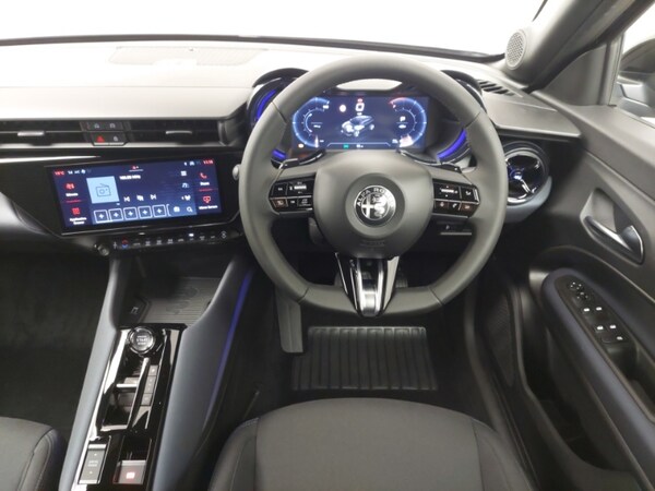 Used Alfa Romeo Junior 2025 for sale - 76195575: Photo 7