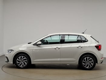 Used Volkswagen Polo 2024 for sale - 79191025: Photo