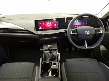 Used Vauxhall Astra 2023 for sale - 79243144: Photo