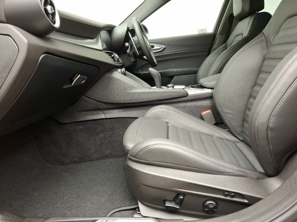 Used Alfa Romeo Giulia 2025 for sale - 75972174: Photo 5