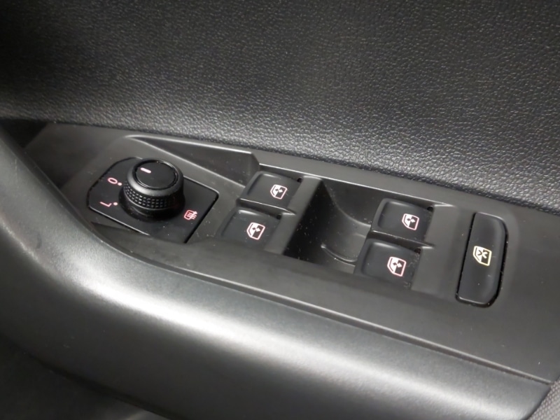 Used Volkswagen Polo 2019 for sale - 76963809: Photo 17