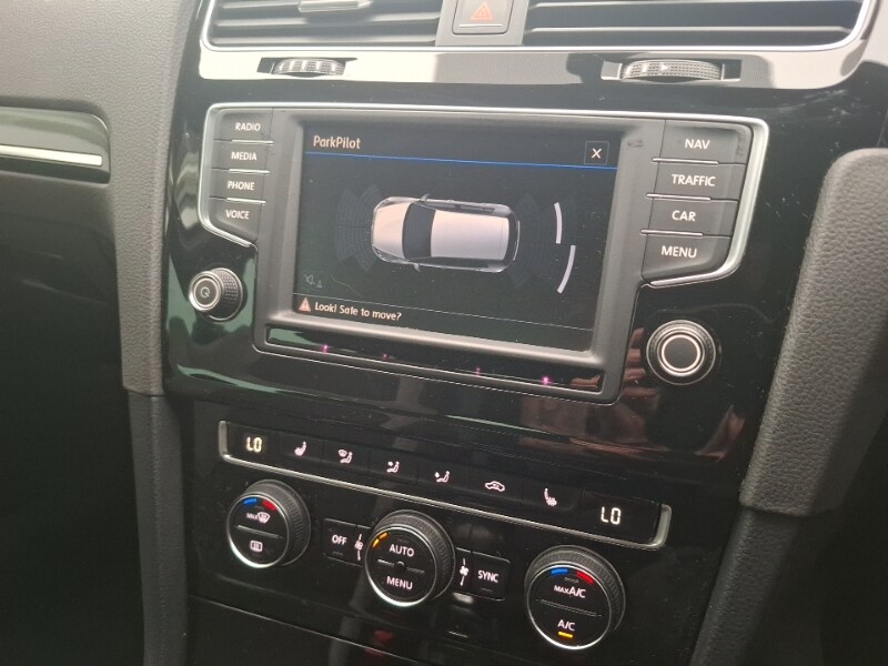 Used Volkswagen Golf 2017 for sale - 76543234: Photo 14