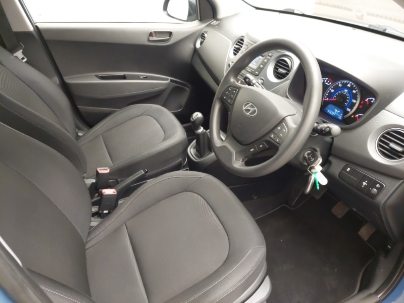Used Hyundai i10 2017 for sale - 77183367: Photo 13