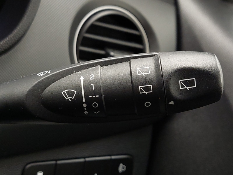 Used Hyundai i10 2017 for sale - 77183367: Photo 17