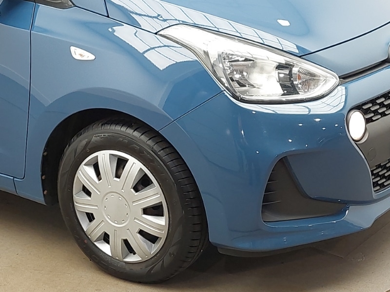 Used Hyundai i10 2017 for sale - 77183367: Photo 9