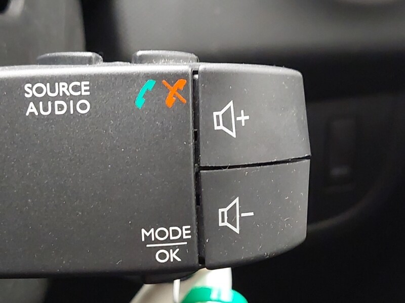 Used Dacia Sandero Stepway 2014 for sale - 77637180: Photo 17