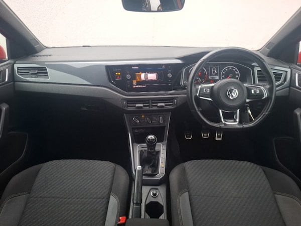 Used Volkswagen Polo 2020 for sale - 76172128: Photo 2