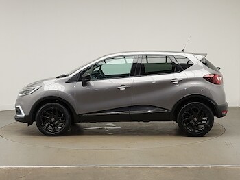 Used Renault Captur 2018 for sale - 77652387: Photo