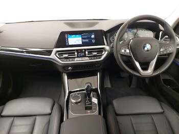 Used BMW 3 Series 2020 for sale - 77852180: Photo