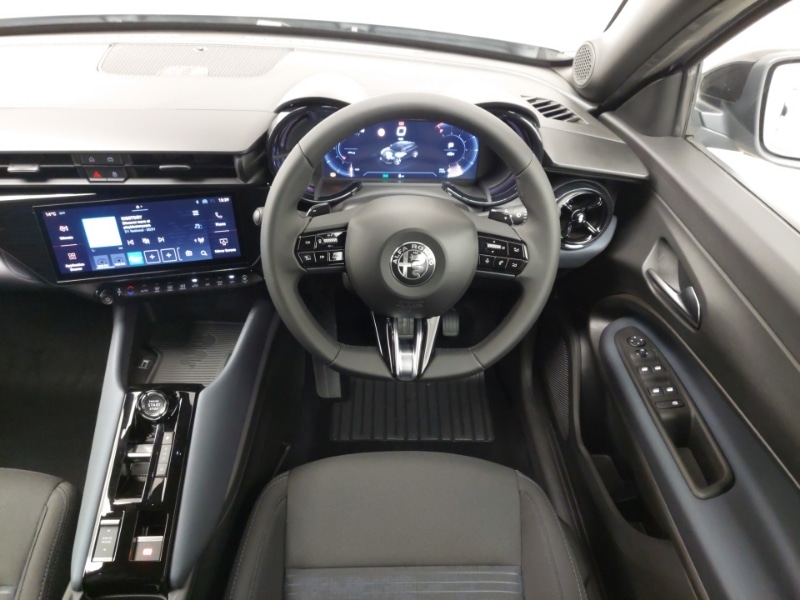 Used Alfa Romeo Junior 2025 for sale - 76537038: Photo 7