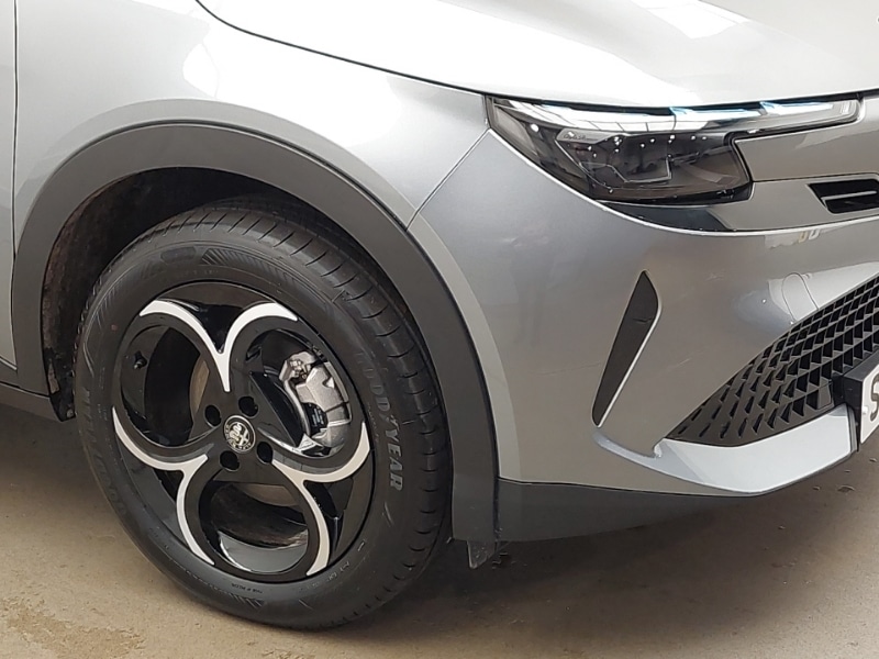 Used Alfa Romeo Junior 2025 for sale - 76537038: Photo 9