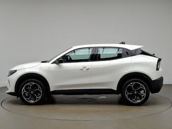 Used Alfa Romeo Junior 2025 for sale - 76533184: Photo