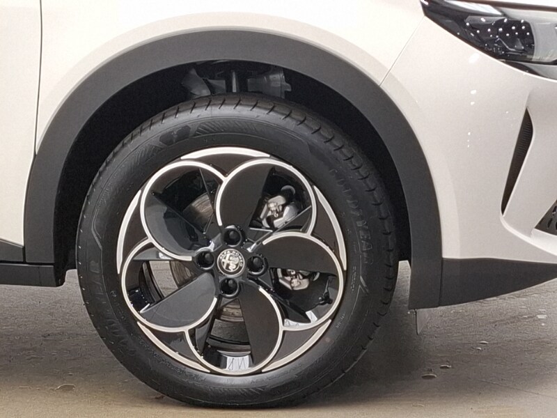 Used Alfa Romeo Junior 2025 for sale - 76533184: Photo 9