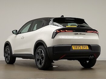 Used Alfa Romeo Junior 2025 for sale - 76427657: Photo