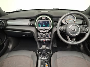 Used MINI Convertible 2018 for sale - 79126973: Photo