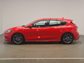 Used Ford Focus 2018 for sale - 79101213: Photo