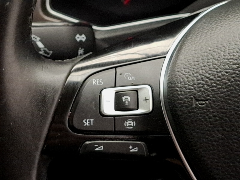 Used Volkswagen T-Roc 2018 for sale - 77750641: Photo 18