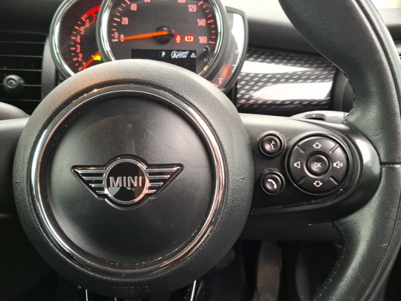 Used MINI Hatch 2019 for sale - 76721482: Photo 11