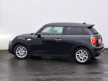 Used MINI Hatch 2019 for sale - 76721482: Photo