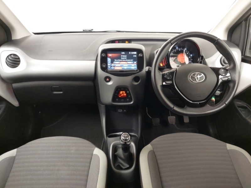 Used Toyota AYGO 2020 for sale - 77284431: Photo 2
