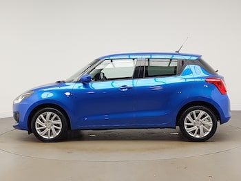 Used Suzuki Swift 2021 for sale - 76437703: Photo