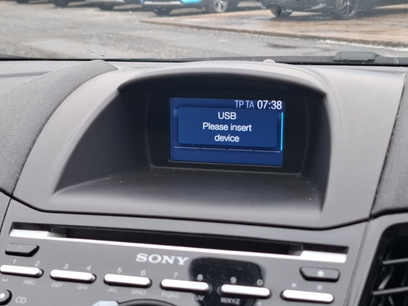 Used Ford Fiesta 2015 for sale - 76651771: Photo 16