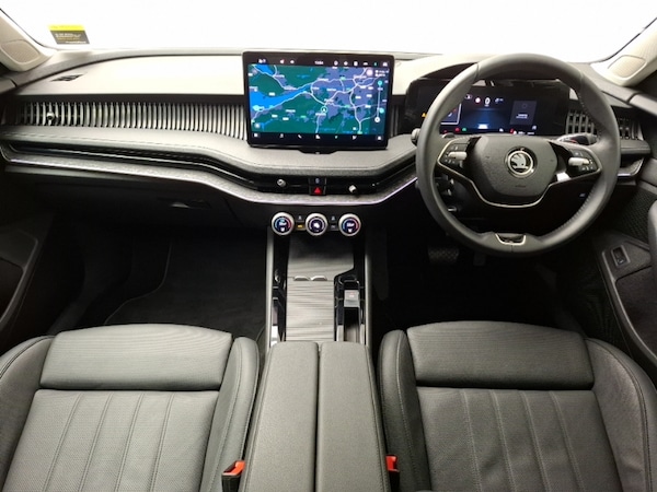 Used Skoda Superb 2024 for sale - 76335582: Photo 2