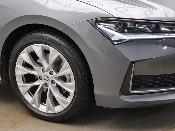 Used Skoda Superb 2024 for sale - 76335582: Photo 9
