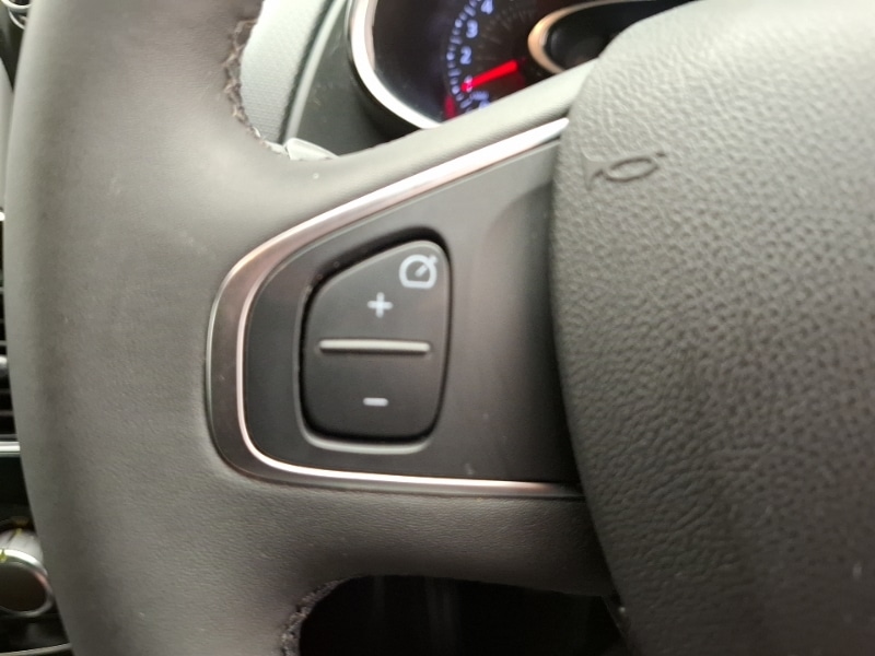 Used Renault Clio 2018 for sale - 77149967: Photo 18