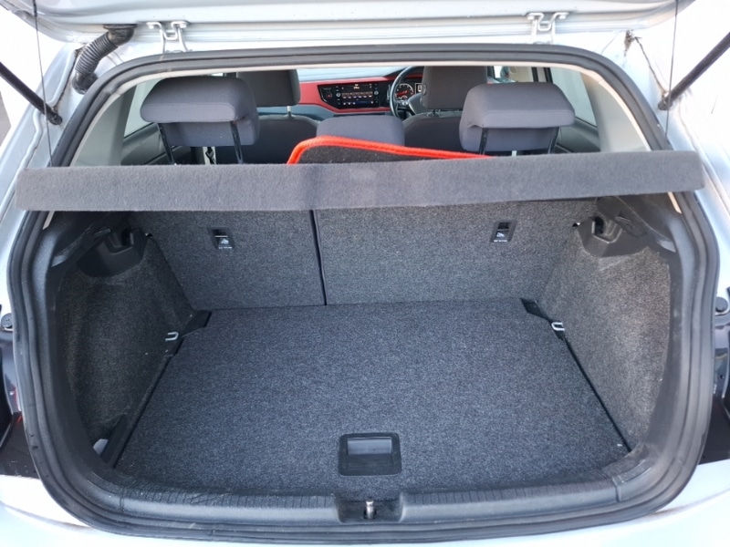 Used Volkswagen Polo 2018 for sale - 76602669: Photo 8