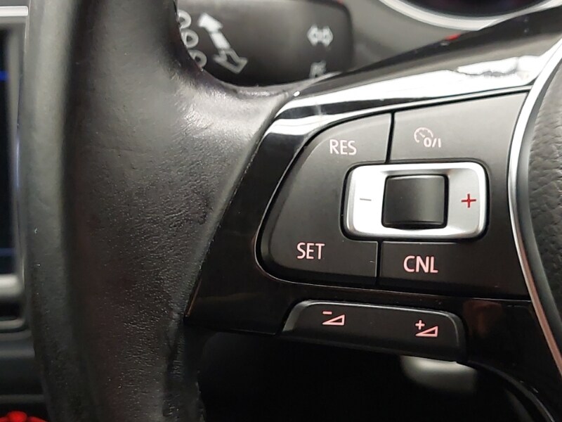 Used Volkswagen Polo 2017 for sale - 77987653: Photo 18