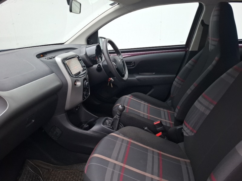 Used Peugeot 108 2016 for sale - 76183195: Photo 5