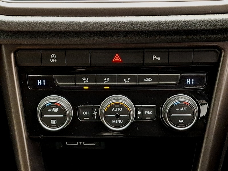 Used Volkswagen T-Roc 2018 for sale - 77873881: Photo 15