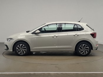 Used Volkswagen Polo 2024 for sale - 79144243: Photo