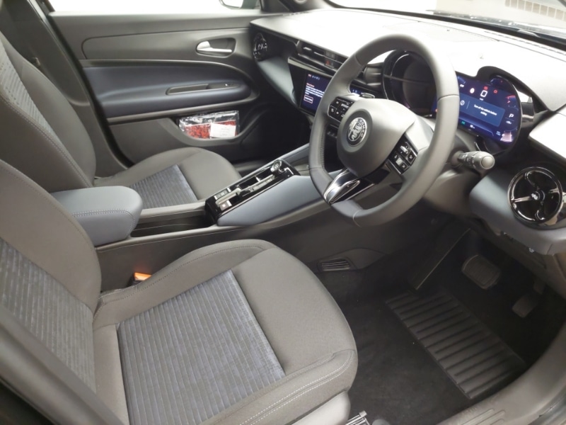 Used Alfa Romeo Junior 2025 for sale - 76392949: Photo 13