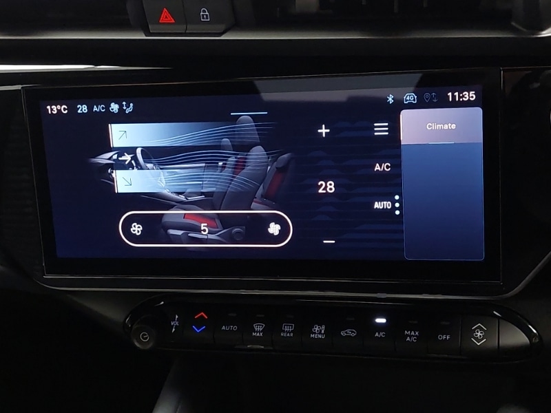 Used Alfa Romeo Junior 2025 for sale - 76392949: Photo 15