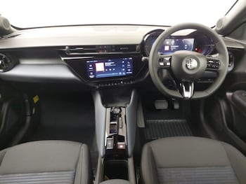 Used Alfa Romeo Junior 2025 for sale - 76392949: Photo