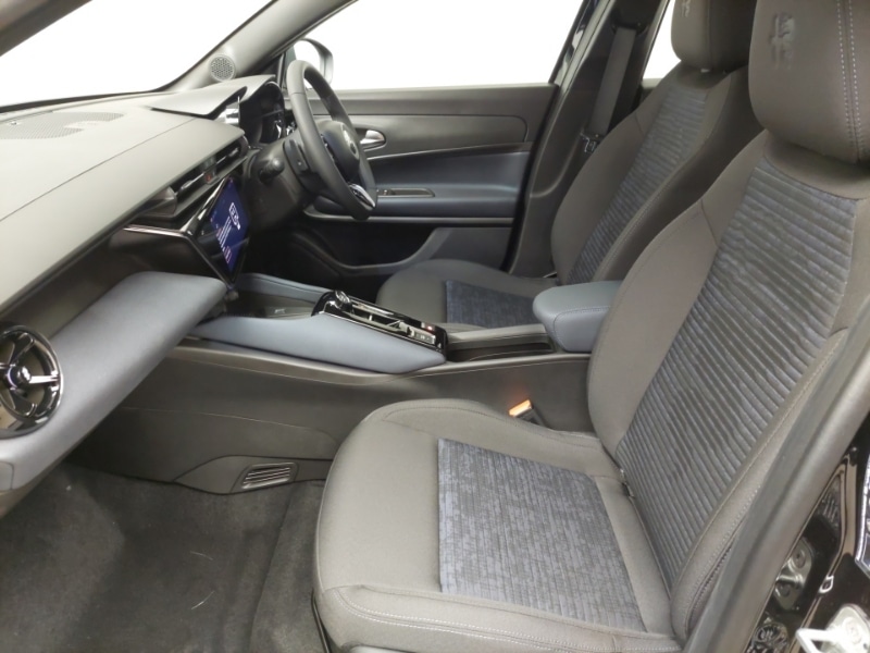 Used Alfa Romeo Junior 2025 for sale - 76392949: Photo 5