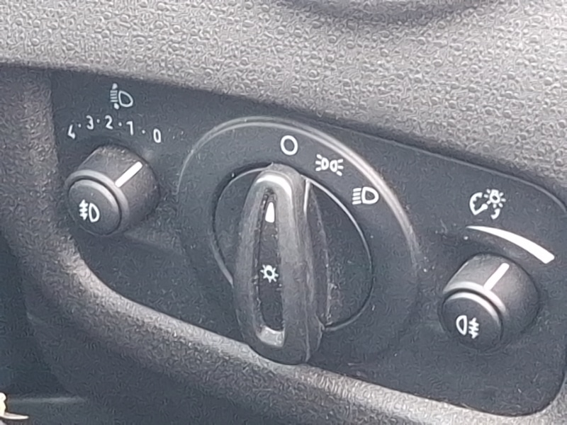 Used Ford Fiesta 2017 for sale - 76493546: Photo 11