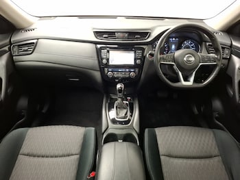 Used Nissan X-Trail 2020 for sale - 76321317: Photo 2