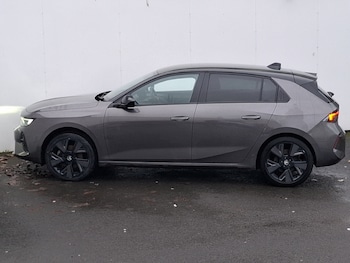 Used Vauxhall Astra 2024 for sale - 76560556: Photo