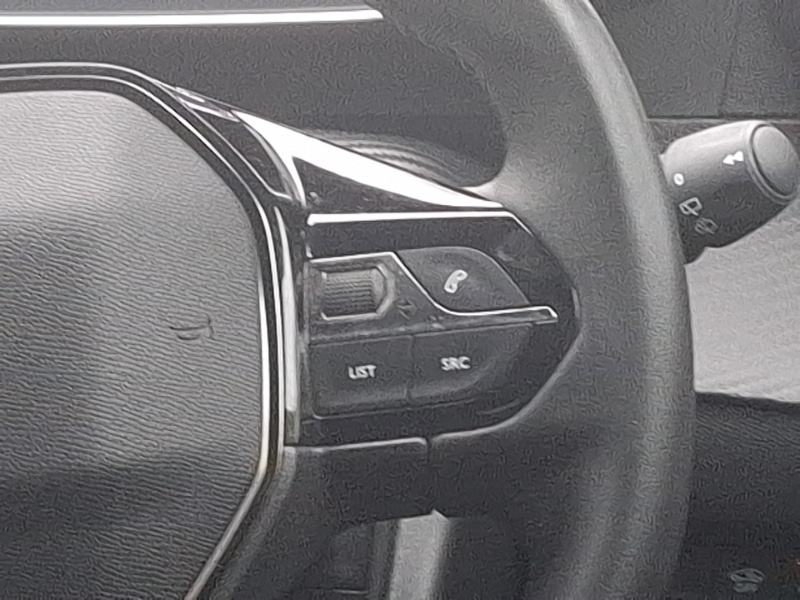 Used Peugeot 2008 2023 for sale - 76483828: Photo 11