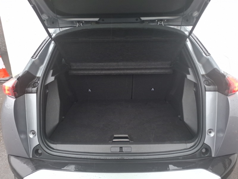 Used Peugeot 2008 2023 for sale - 76483828: Photo 8