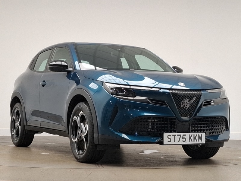 Used Alfa Romeo Junior 2025 for sale - 76543180: Photo 1