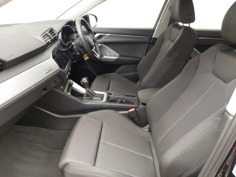 Used Audi Q3 2024 for sale - 76103549: Photo 5