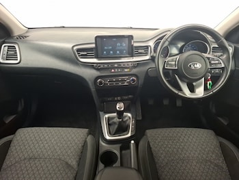 Used Kia Ceed 2019 for sale - 78853570: Photo