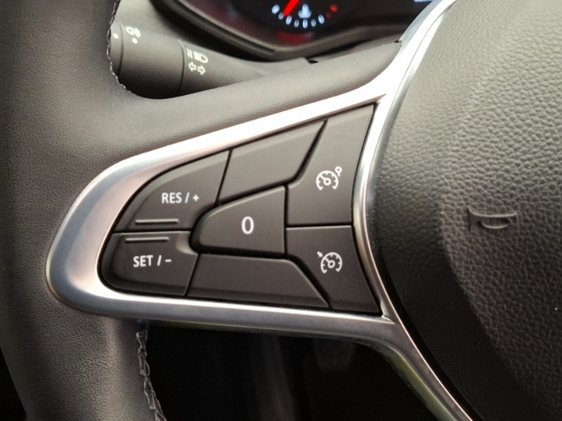 Used Renault Clio 2021 for sale - 77130033: Photo 17